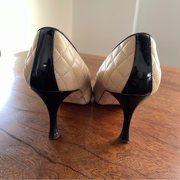 Manolo Blanhik cap-toe quilted heels size 39.5 - classic Chanel vibe - Picture 2 of 6
